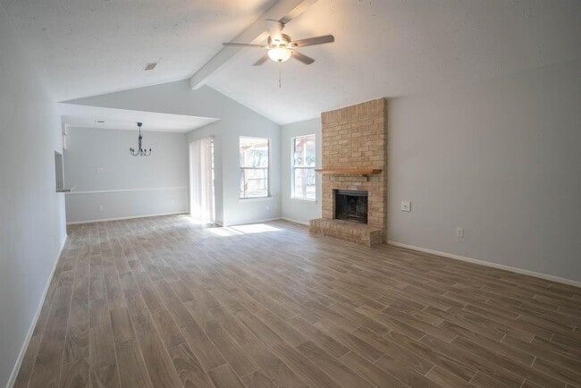 Building Photo - 3134 Jenny Dr