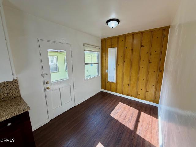 Building Photo - 718 Brent Ave