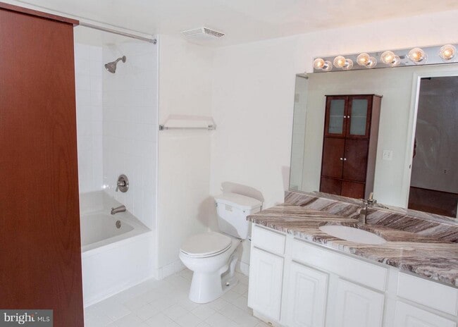 Building Photo - 3835 9th St N