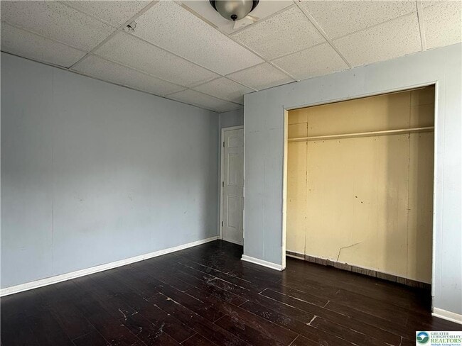 Building Photo - 81 Hunter St