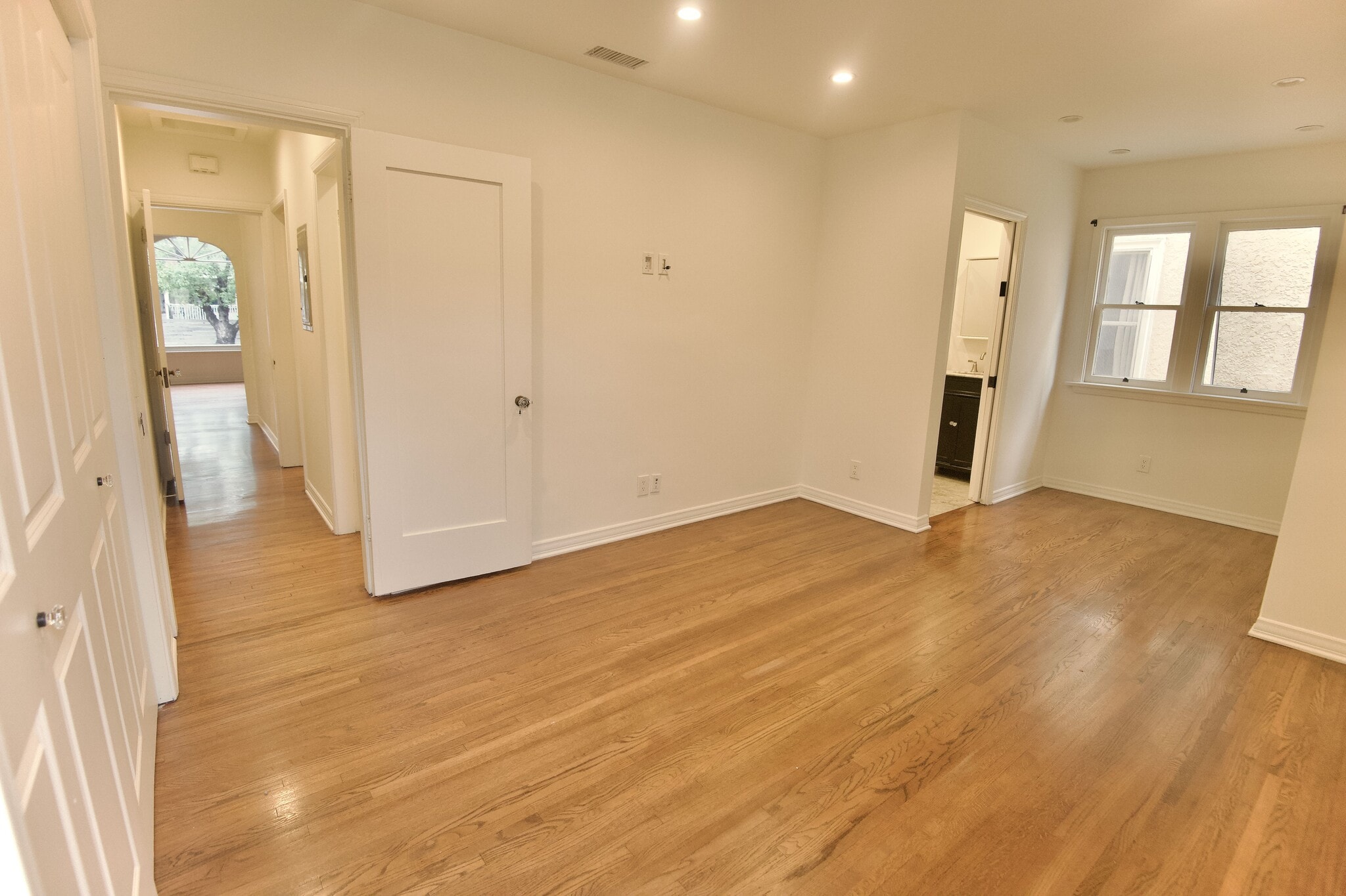 Primary Bedroom with Ensuite, off Hallway - 4755 Wiota St