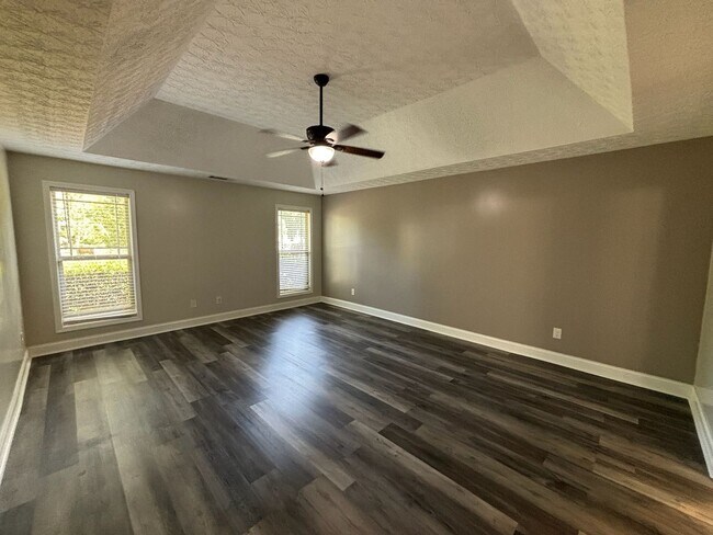 Building Photo - This Cute Home Is Everything You've Been Looking For! In A Quiet Subdivision With No Hoa