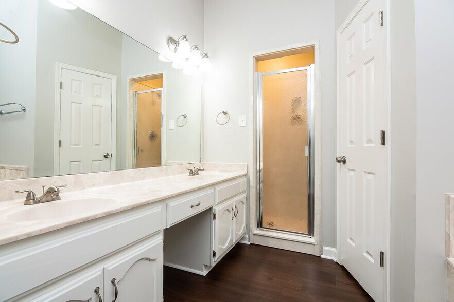 Building Photo - 935 Lycomedes Cove