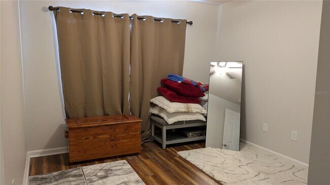 Building Photo - 581 Painted Leaf Dr