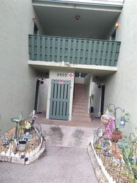 Building Photo - 8903 NW 28th Dr