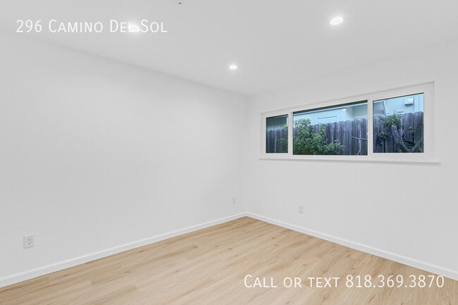 Building Photo - 296 Camino del Sol