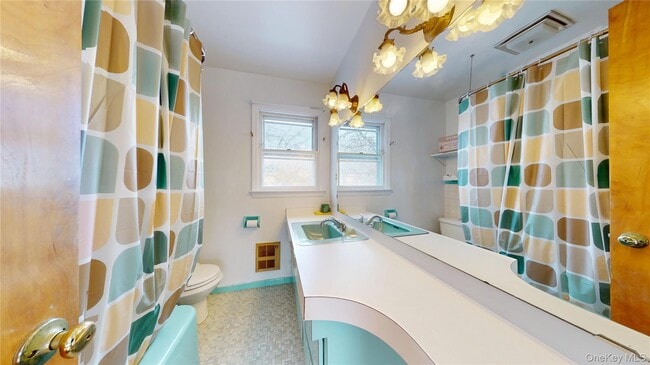 Building Photo - 178 Barnes Rd