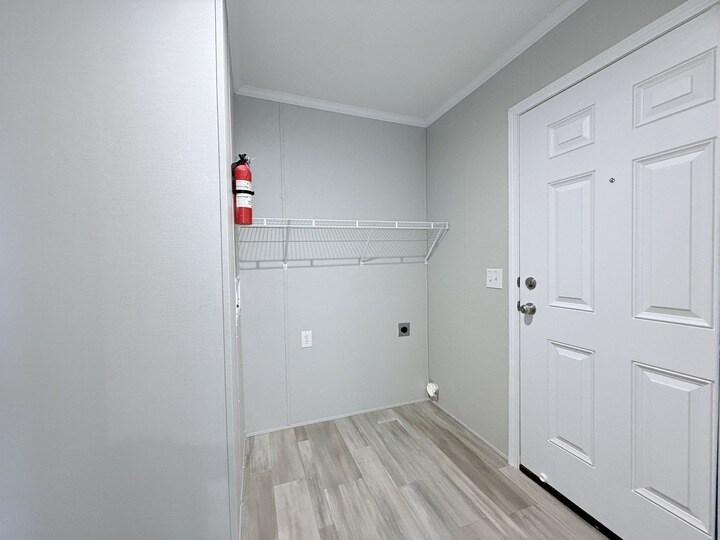 Building Photo - 29811 W Essex Ct