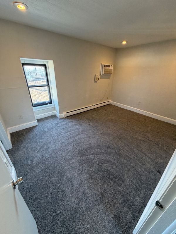 Building Photo - 1209 Lincoln Ave