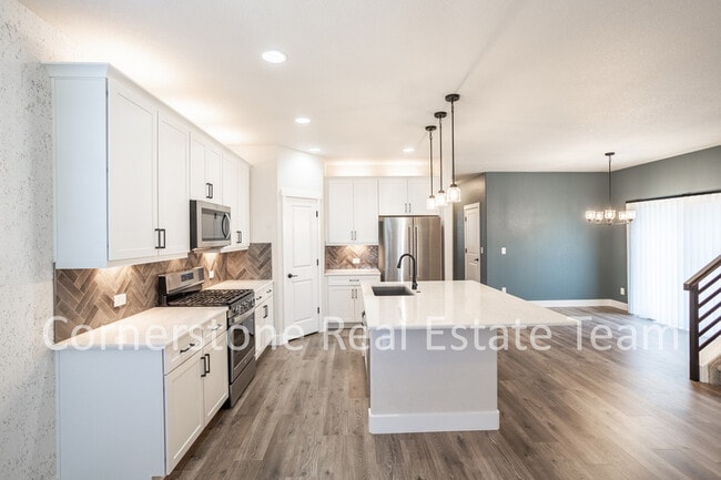 Building Photo - 747 Sage Forest Ln