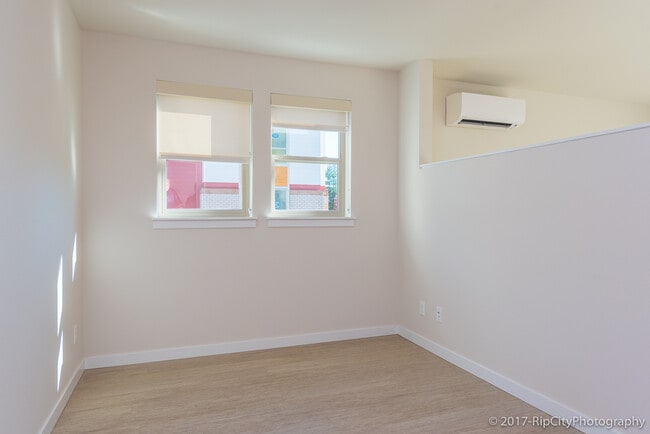 Interior Photo - The Macadam