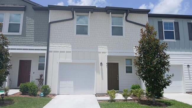 Building Photo - 421 Madison Dr