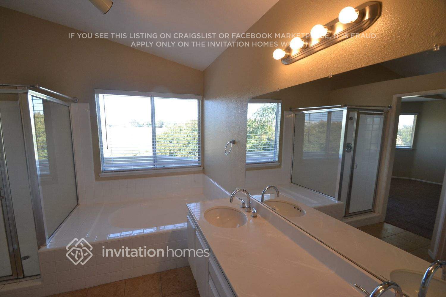 Building Photo - 28696 Highpoint Ave