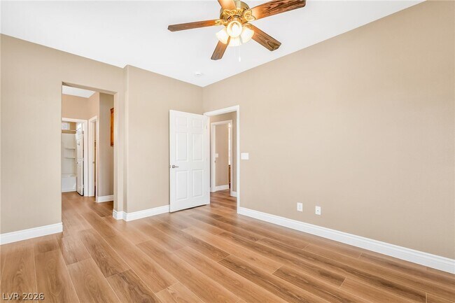 Building Photo - 7616 Perla Del Mar Ave