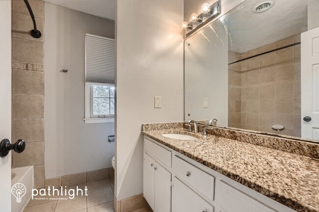 Building Photo - 5381 Willow Point Parkway