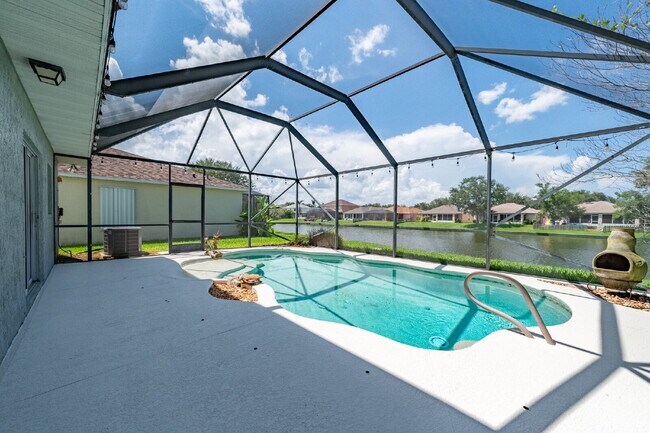 Building Photo - Brookshire at Heritage Oaks, Two-Story Pool Home with pond view!