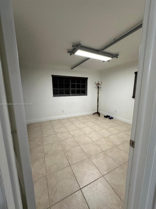 Building Photo - 8500 SW 109th Ave