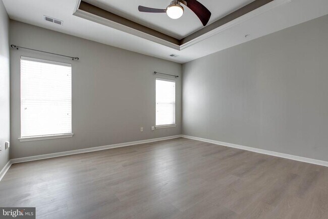 Building Photo - 1739 Theale Way