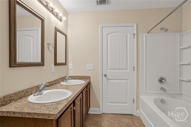Building Photo - 190 Canyon Oak Loop