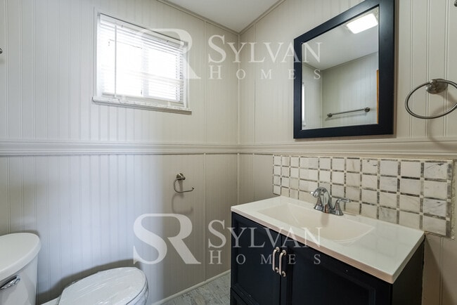 Building Photo - Everything you have been dreaming of is here. Lease today!