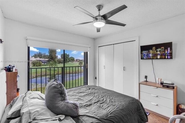 Building Photo - 9931 Costa Del Sol Blvd