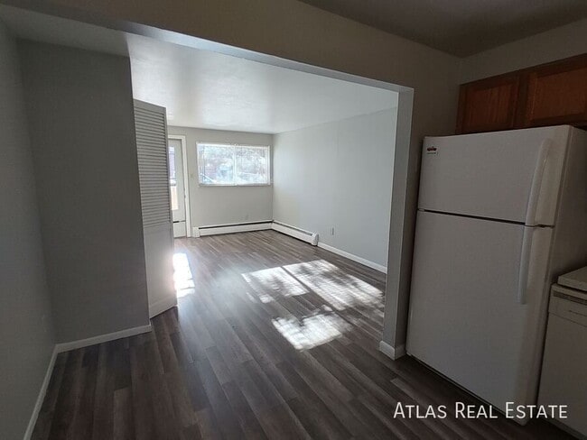 Building Photo - 1014 Westmoreland Rd