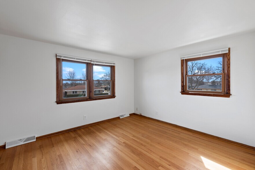 Building Photo - 3769 S 88th St