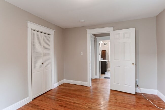 Building Photo - Four bedroom, two bathroom home