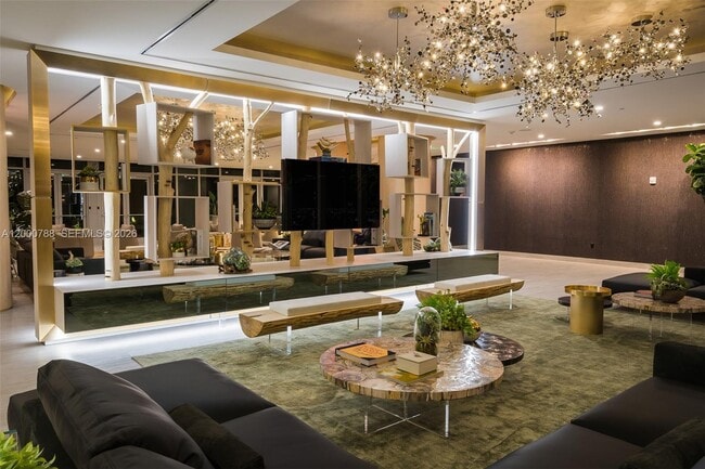 Building Photo - 488 NE 18th St