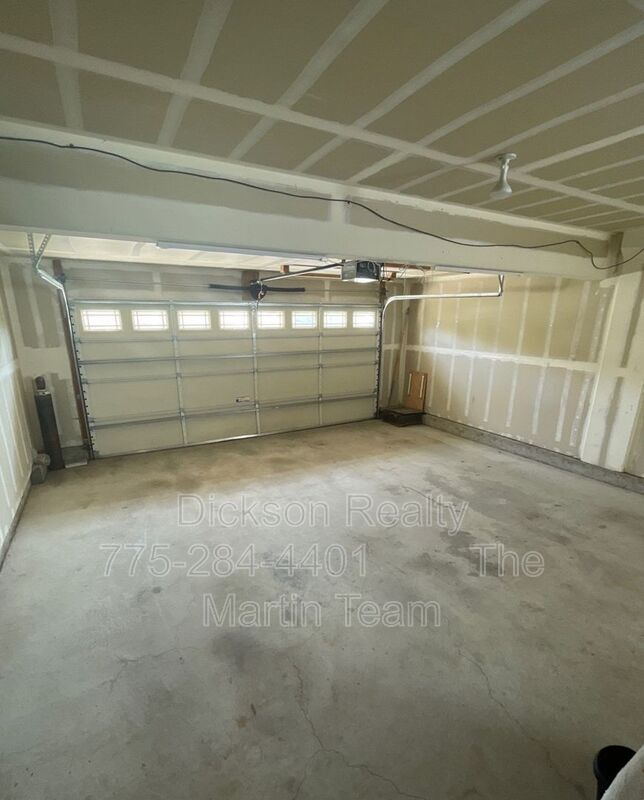 Building Photo - 7445 Hunter Glen Dr