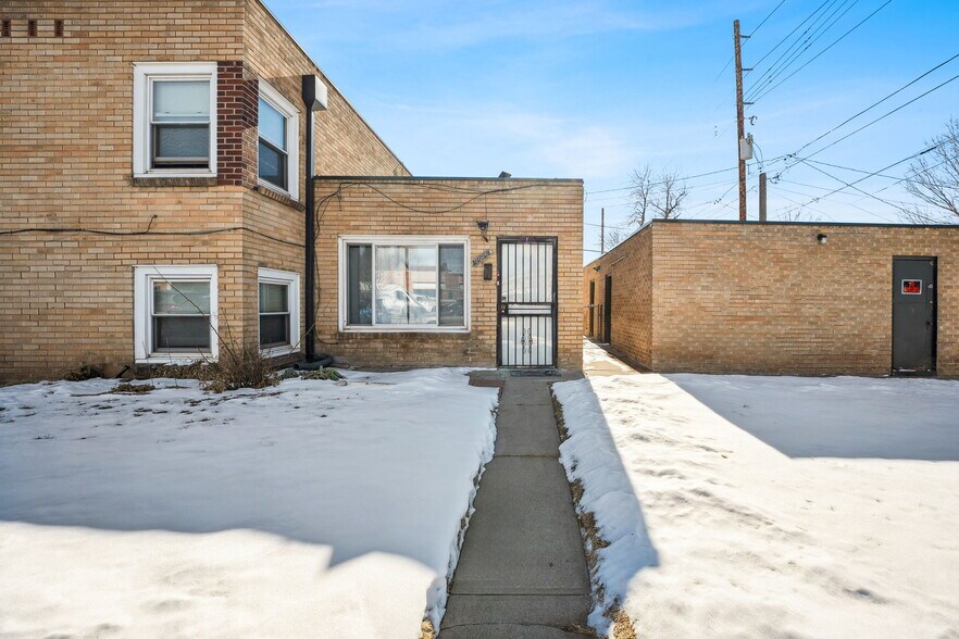 Building Photo - 3026 Bruce Randolph Ave