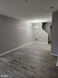 Building Photo - 1038 Lamberton St