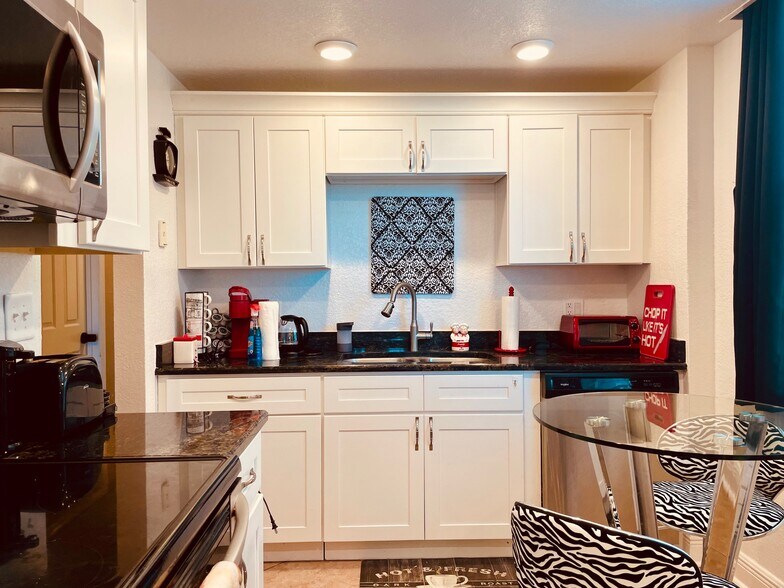 Building Photo - 3360 Ocean Shore Blvd