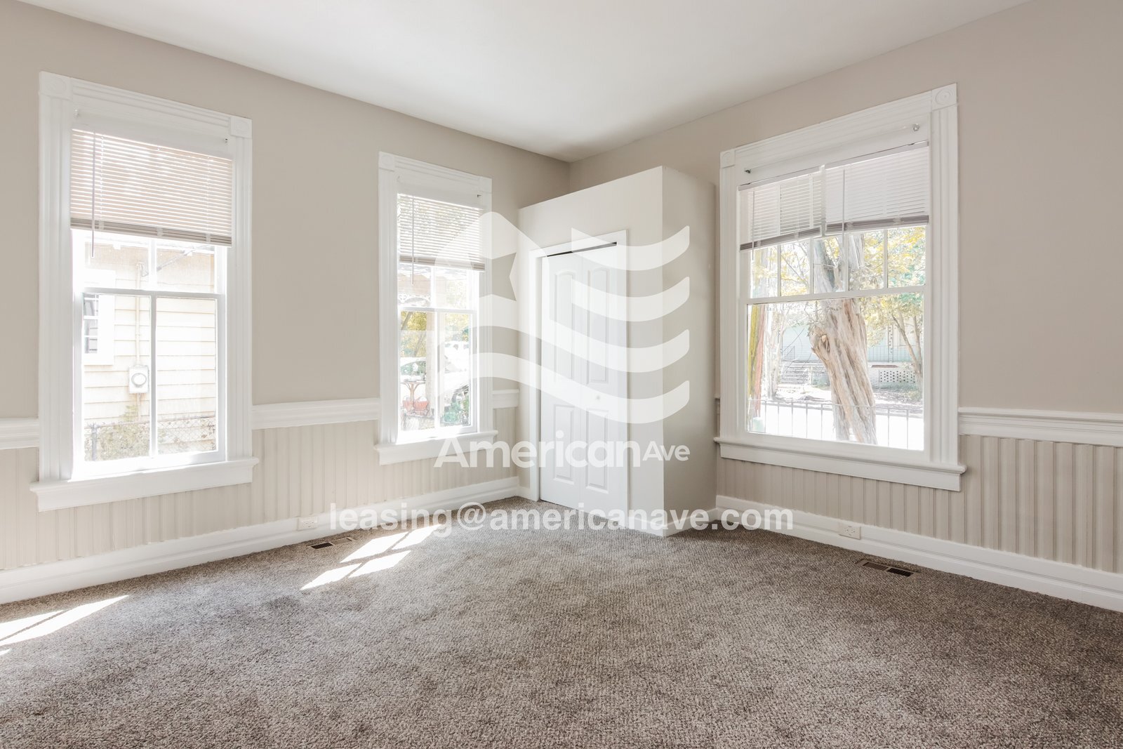 Building Photo - 1037 32nd St