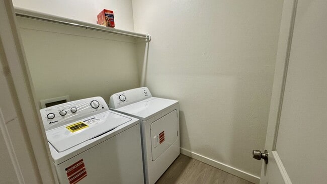 Building Photo - Brand-new 2 Bedroom, 1 Bathroom Home!