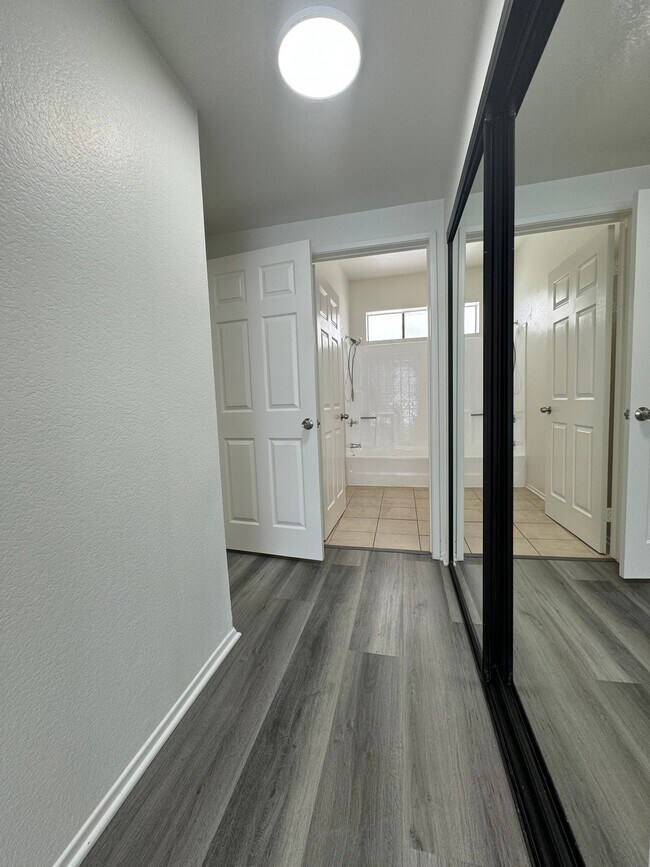 Building Photo - 4343 Whitsett Ave