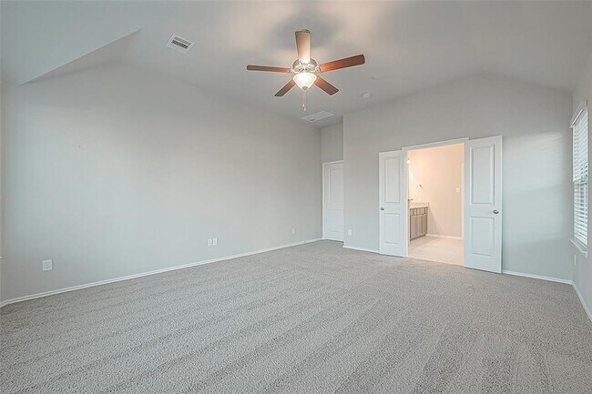 Building Photo - 1306 Vinter Mdws Ln