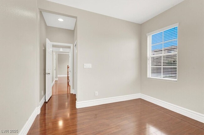 Building Photo - 7314 W Mistral Ave