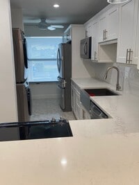 Building Photo - 2601 Red Hibiscus Blvd