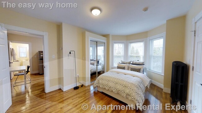 Building Photo - 5-7 Blake St Unit #1