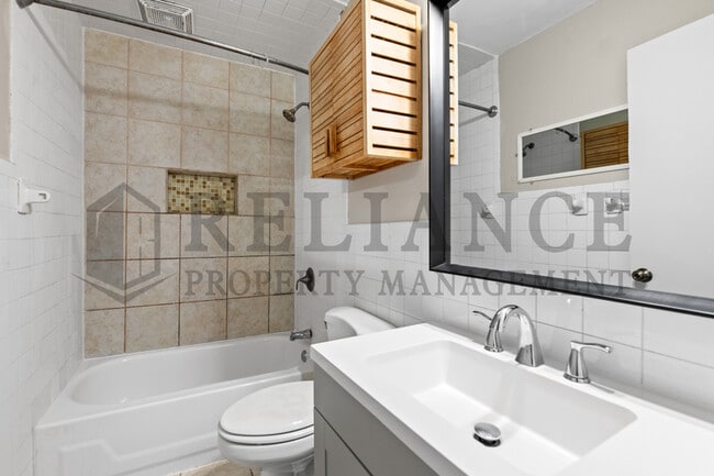 Building Photo - 1523 Matlock Dr