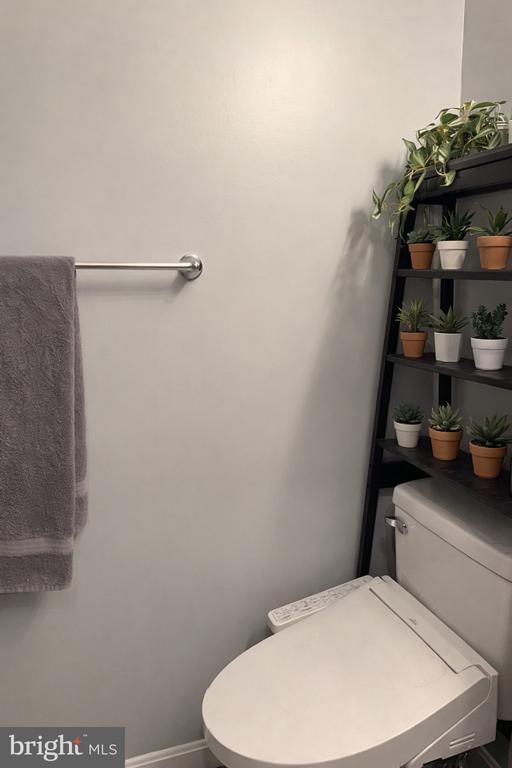 Building Photo - 13998 New Braddock Rd