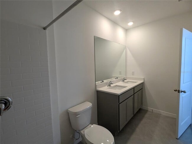 Building Photo - 4460 Rachel Fls Dr
