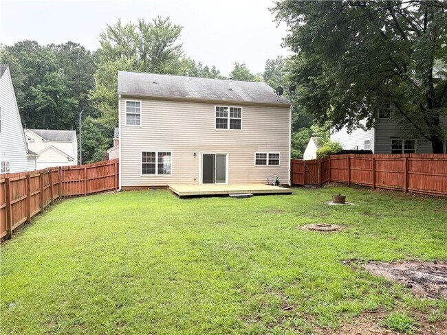 Building Photo - 320 Westminster Dr