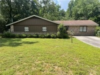 Building Photo - 5913 Montfort Rd S