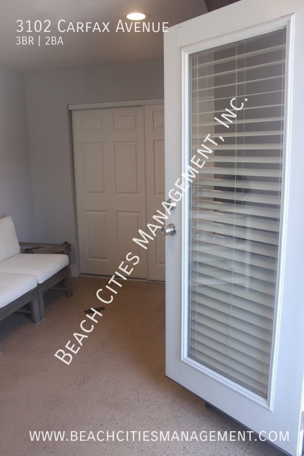 Building Photo - 3102 Carfax Ave