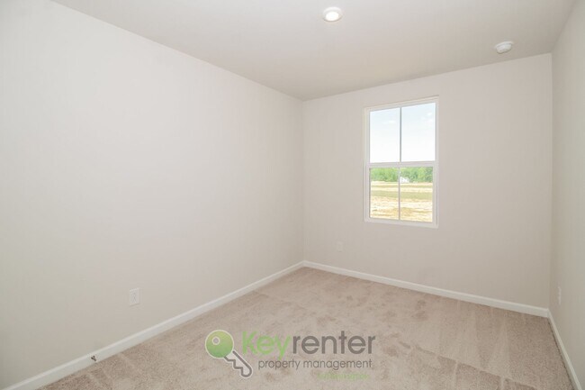 Building Photo - $200 Off 1st Month's Rent - 3 Bdrm/2.5 Bath, Brand New Townhome in Calabash