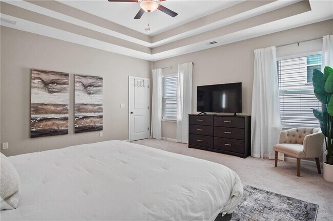 Building Photo - 3335 Park Pointe Cir