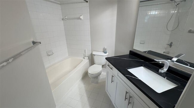 Building Photo - 9625 NW 1st Ct