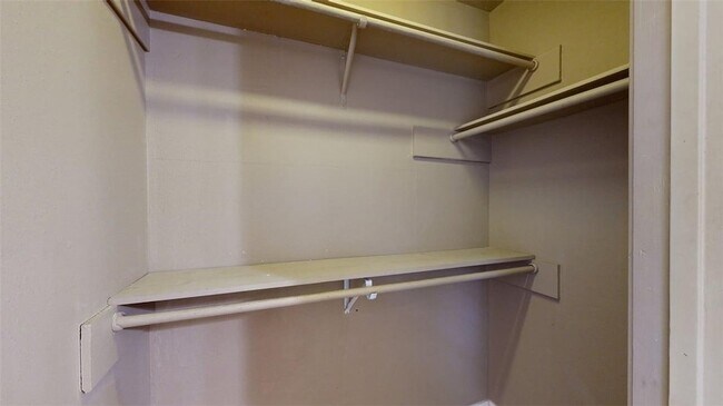 Building Photo - 1724 Boardwalk Ct
